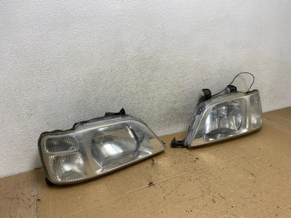 1997 to 2001 Honda CR-V Crv Left+Right Set Chrome Headlights Halogen AH8156 DW1