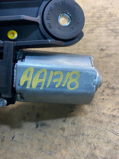 2011 to 2019 Ford Fiesta Rear Windshield Wiper Motor OEM aa1718 DG6
