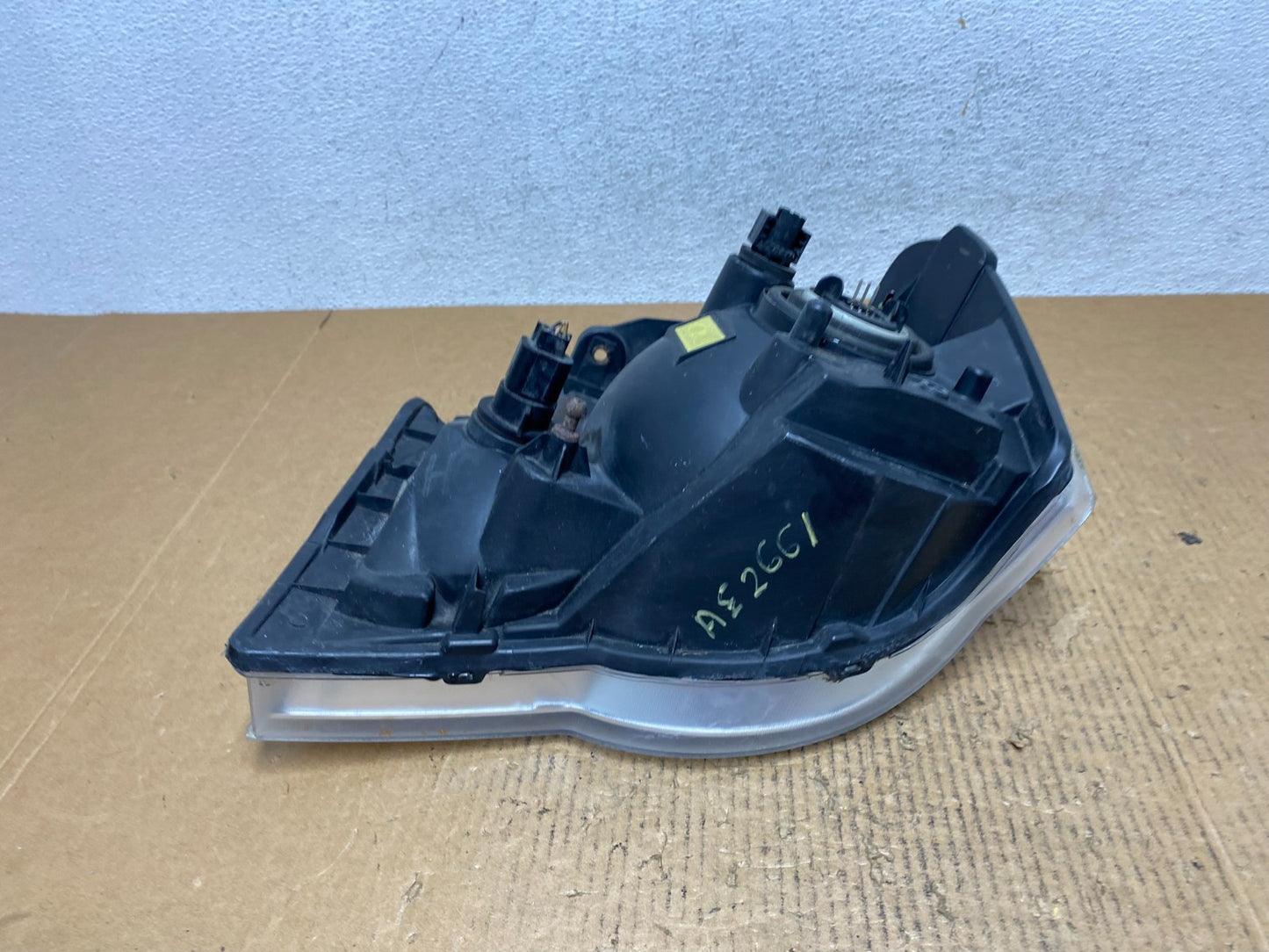 2007 2008 2009 Chrysler Aspen Right Passenger RH Halogen Headlight AE2661 DW8