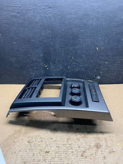 2008 to 2012 Jeep Liberty Dash Climate Temperature Control Radio Bezel r2446 DG3