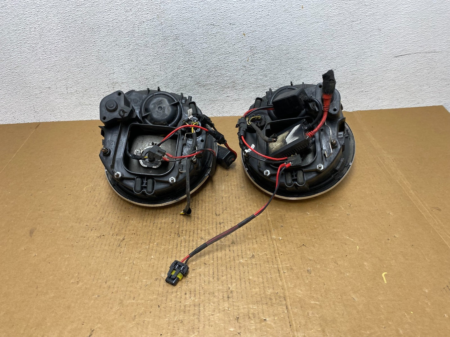 2005 to 2008 Mini Cooper Left+Right Set Side Headlights Halogen AE0511 DG12