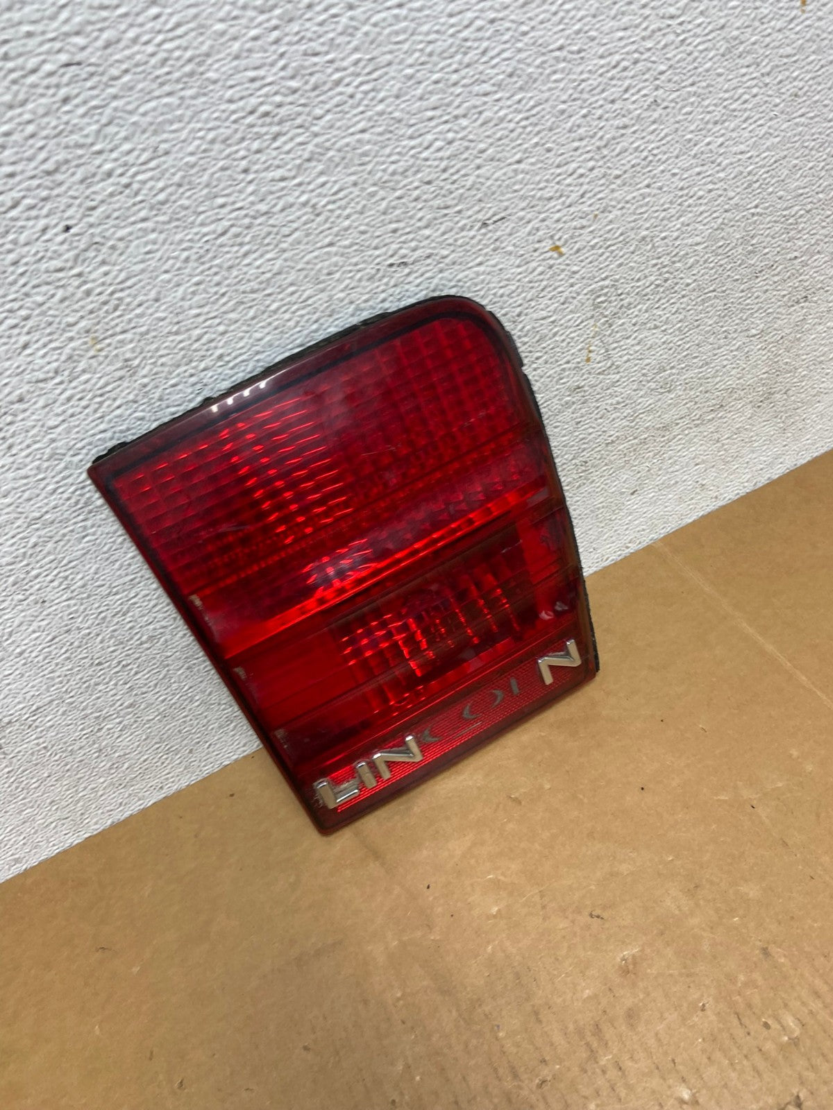 2000 2001 2002 Lincoln Ls Left Driver LH Side Inner Tail Light AD9154 LK2