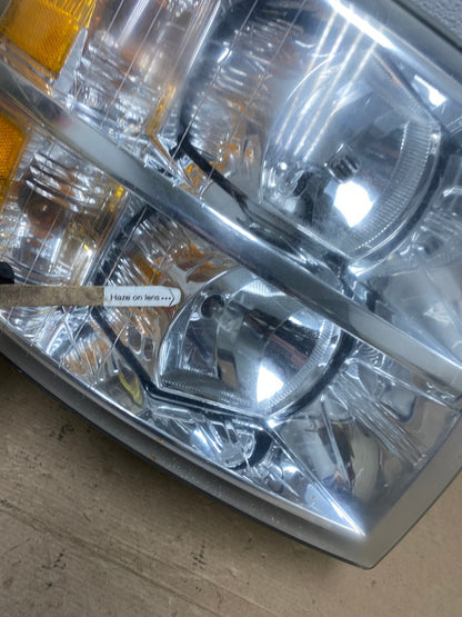 2007 to 2014 Chevrolet Silverado Right Passenger RH Side Headlight AF4645 LK4