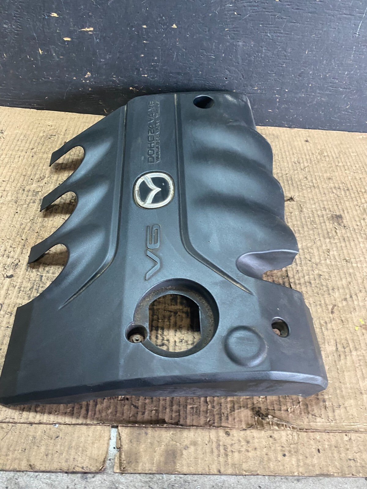 2003 to 2008 Mazda 6 3.0L Engine Cover Top Lid Cover N1956 DG2