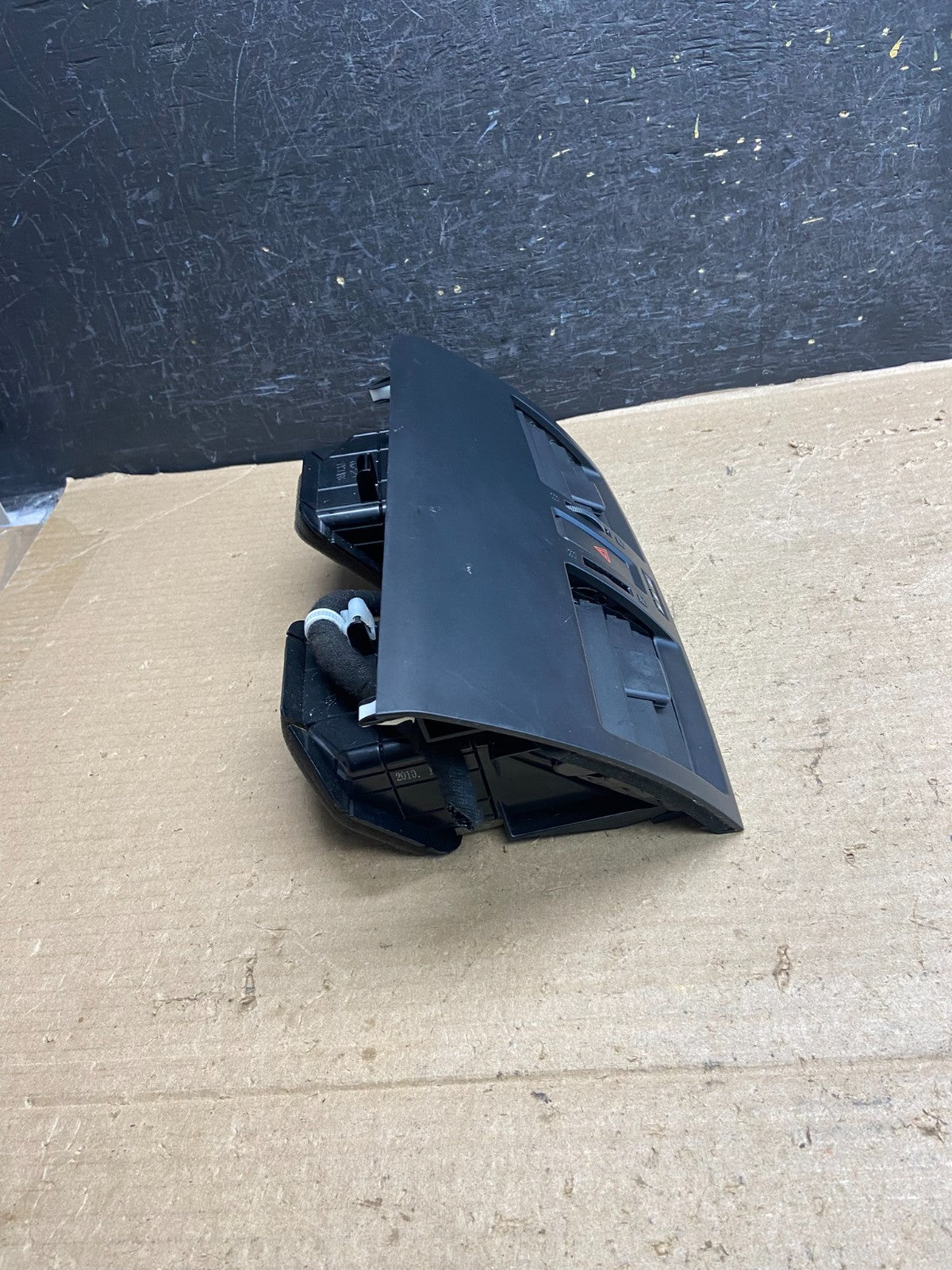 2010 to 2013 Mazda 3 Center Dash Hazards Air Vent Cover Clock Switch AH5449 DG1