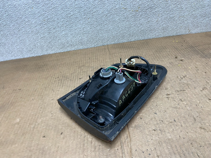 2001 - 2003 Toyota Sienna Right Passenger Rh Side Inner Tail Light OEM AA66394