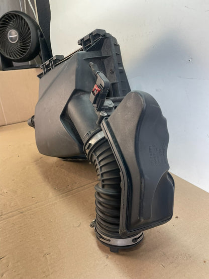 2009 to 2011 Nissan Murano Air Clenaer Filter Box ag2666 DG1