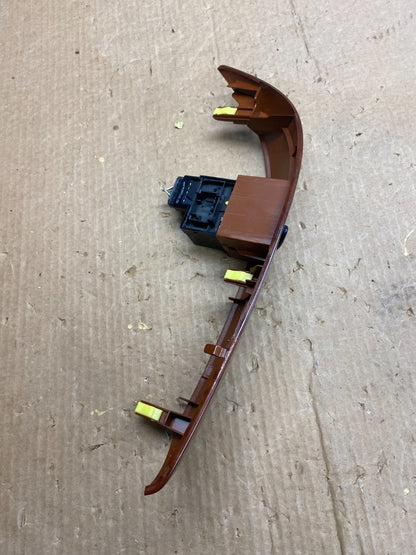 2004 to 2010 Toyota Sienna Switch Key Light Indicator Bezel Trim OEM Z4163 DG2