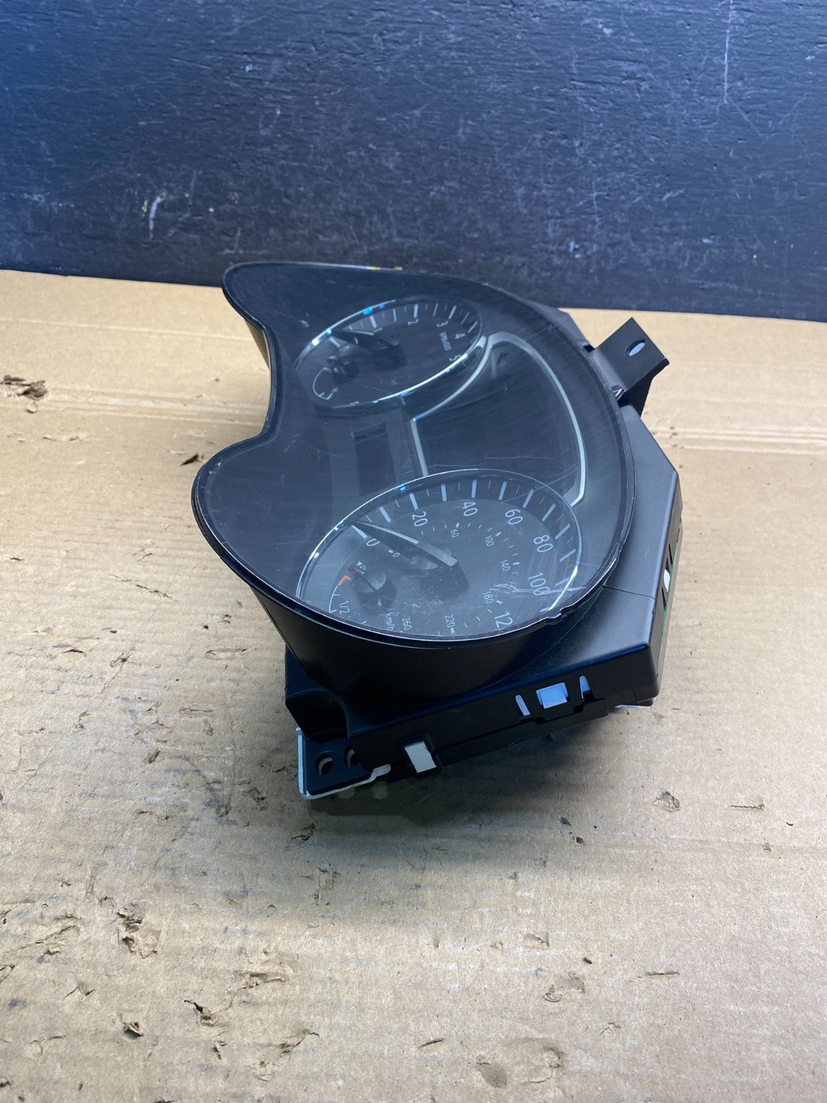 2014 Nissan Pathfinder Xterra Cluster Speedometer Instrument AD6582 DG4