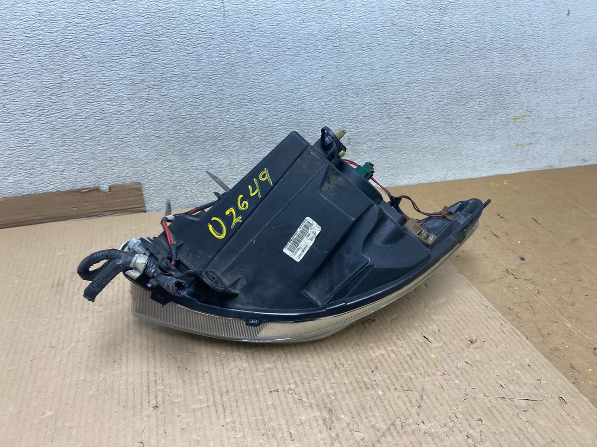 2010-2012 Nissan Sentra Halogen Left Driver LH Black Headlight U2649 DW8