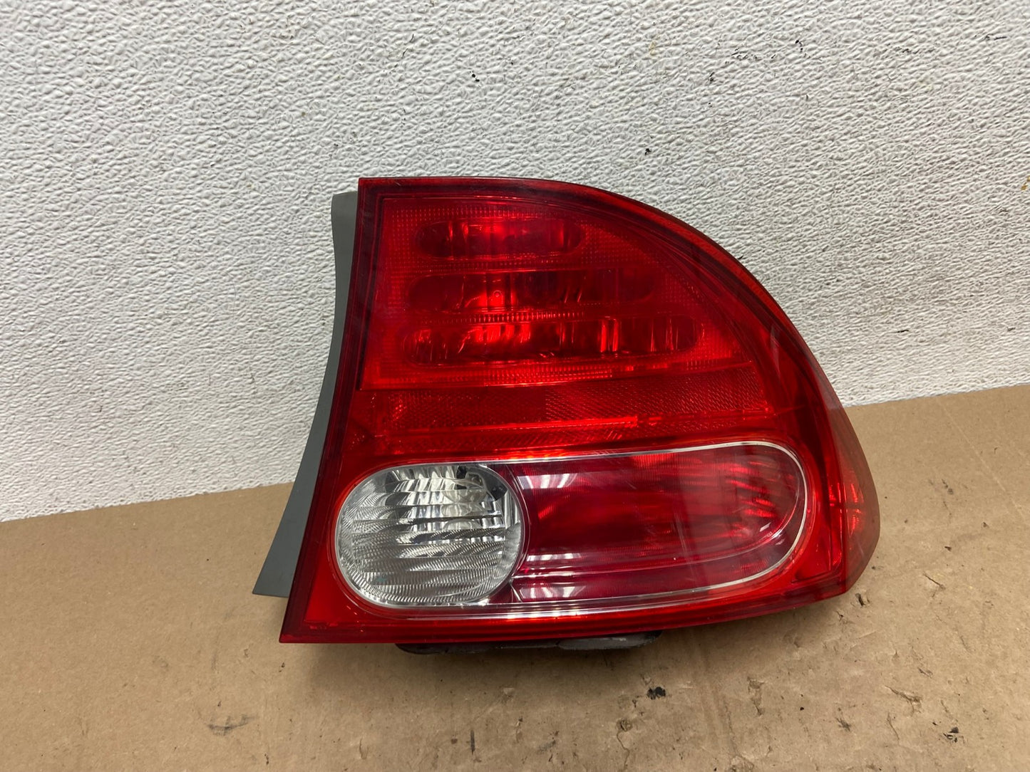 2006 2007 2008 Honda Civic Right Passenger Rh Side Tail Light AE6563 LK0
