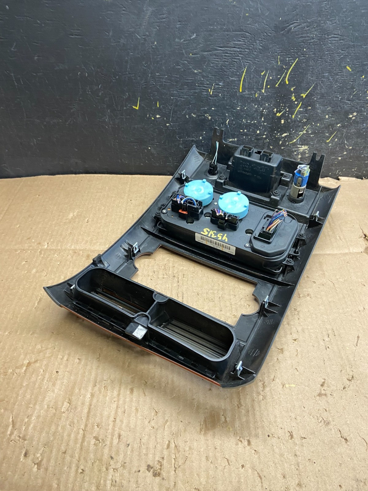 2005-2009 Dodge Durango Heat AC Climate Temperature Control Radio Bezel y5315 DG4