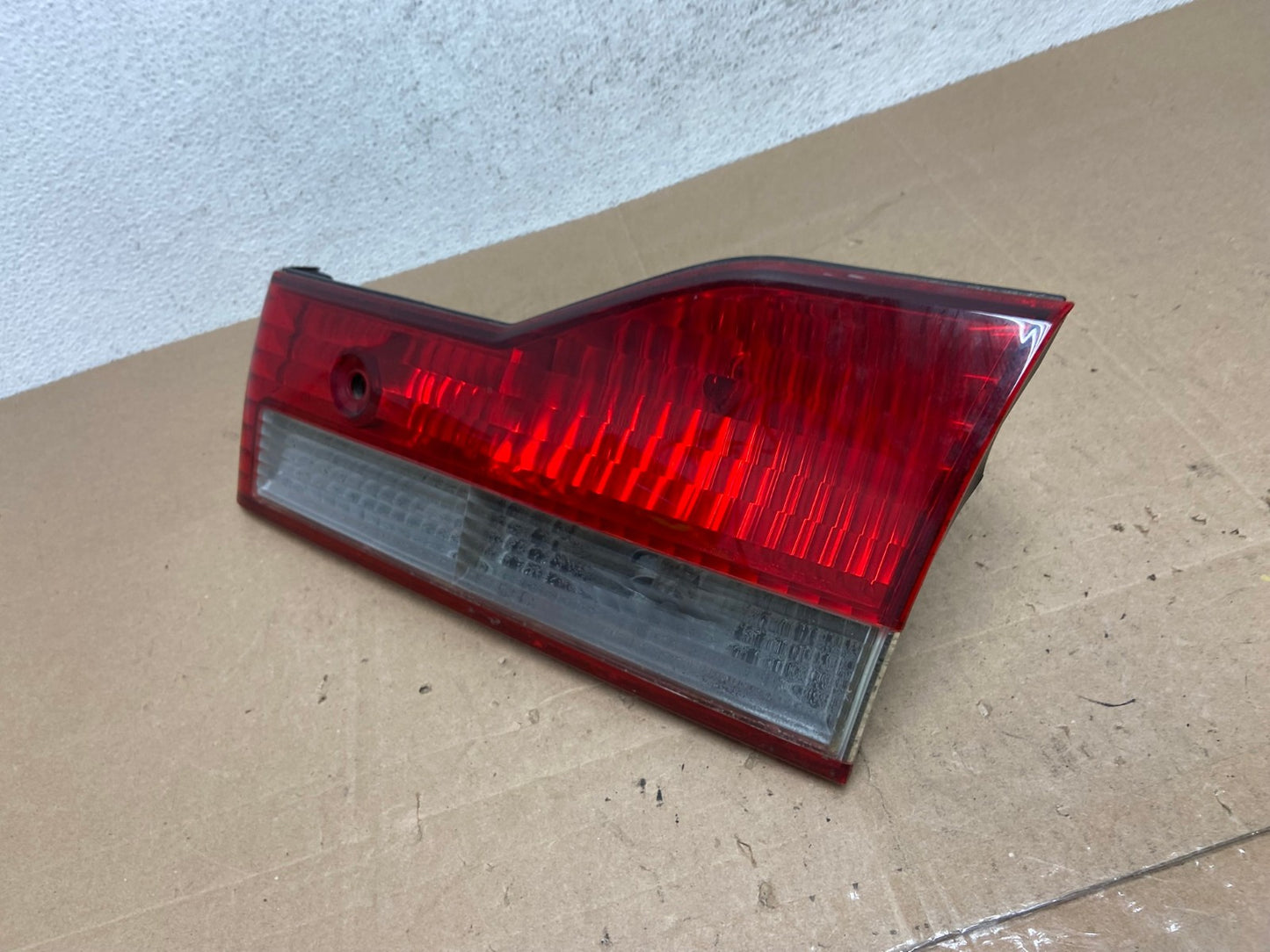 2001 to 2002 Honda Accord Sedan Right Passenger Inner Tail Light AE6040 LK1