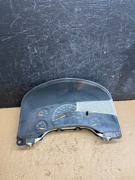 2004 to 2007 Chevrolet Express Speedometer Cluster Gauge af2390 DG0