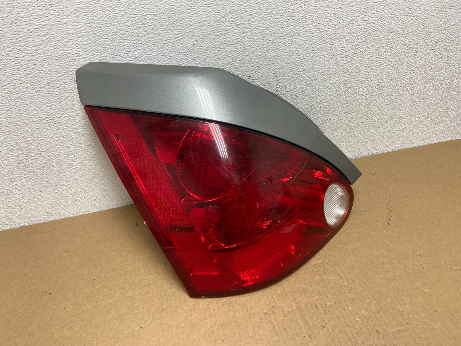2004 2005 2006 2007 2008 Nissan Maxima Left Driver Lh Tail Light AC1104 DW0