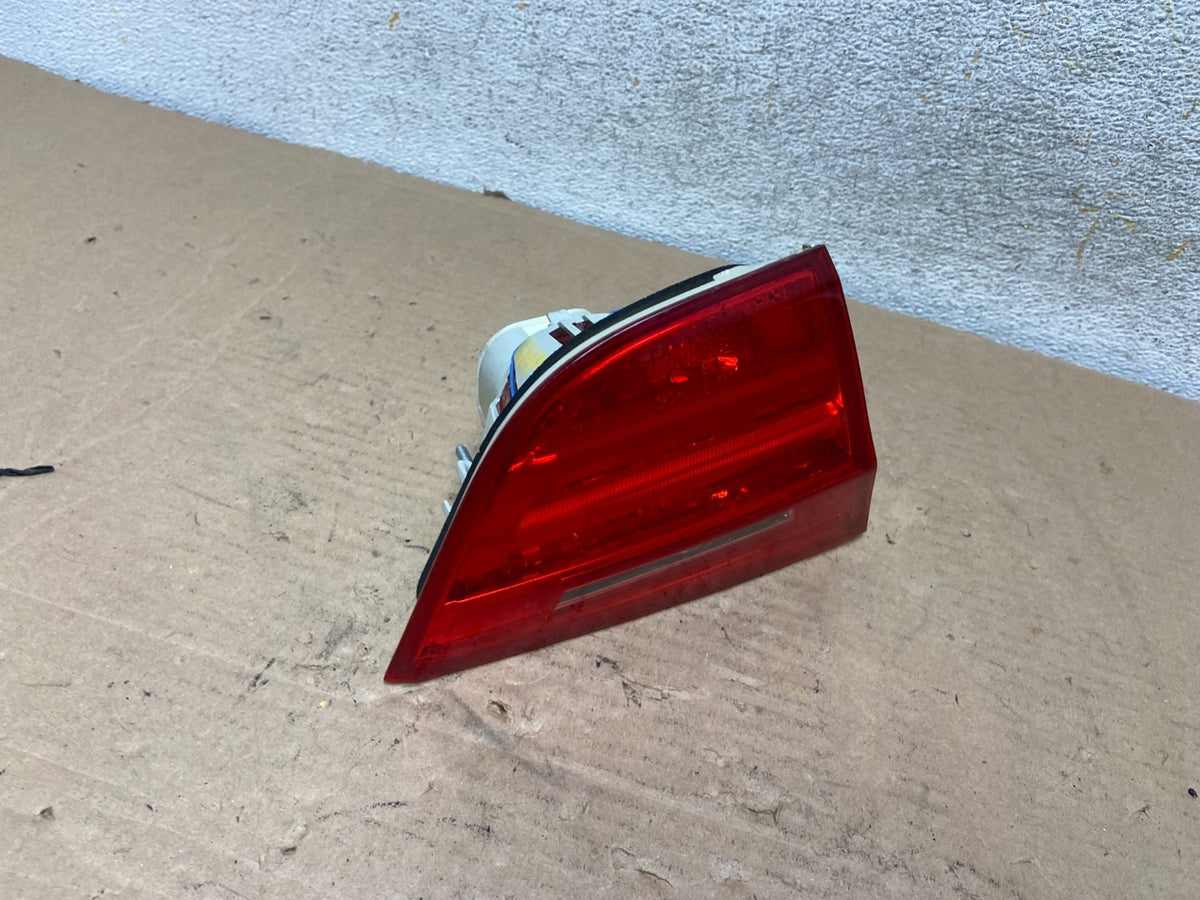 2009 2010 2011 BMW 3 328i 335i E90 Left Driver LH Tail Light Inner AH9538 DW2