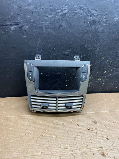 2010 - 2012 Lincoln Mkt Center Dash Gps Radio Bezel Panel Air Vent OEM W2023 DG0