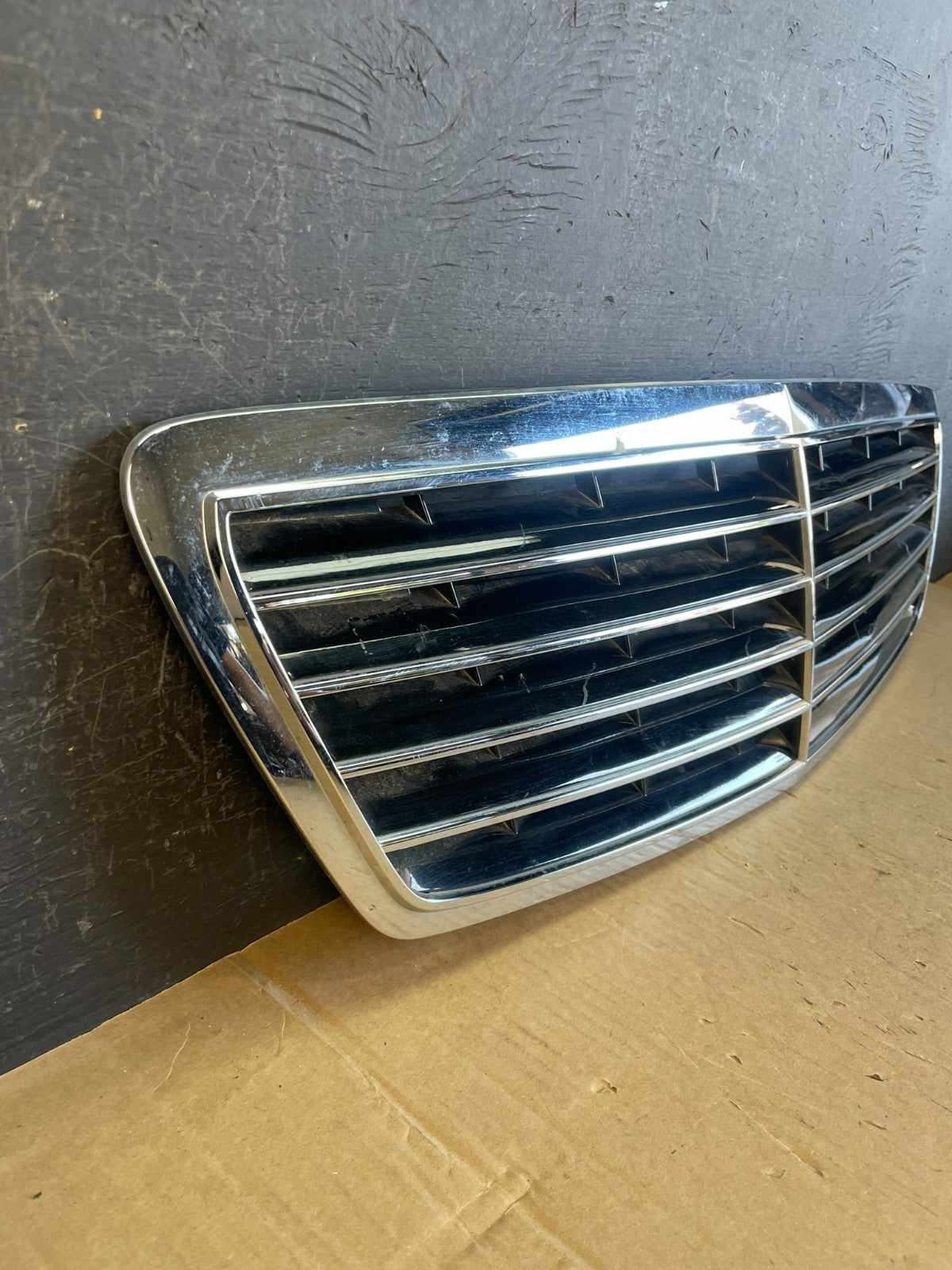 2003 to 2006 Mercedes Benz S-Class Front Grille AD5721 DG2