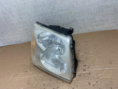 2002 to 2009 Gmc Envoy Right Passenger RH Side Headlight Halogen AB1597 DW1