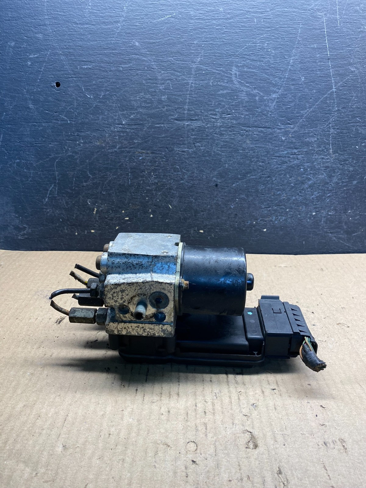 2002 Ford F250 F350 4X4 Engine Control ECU ECM Computer Module ah1652 DG4