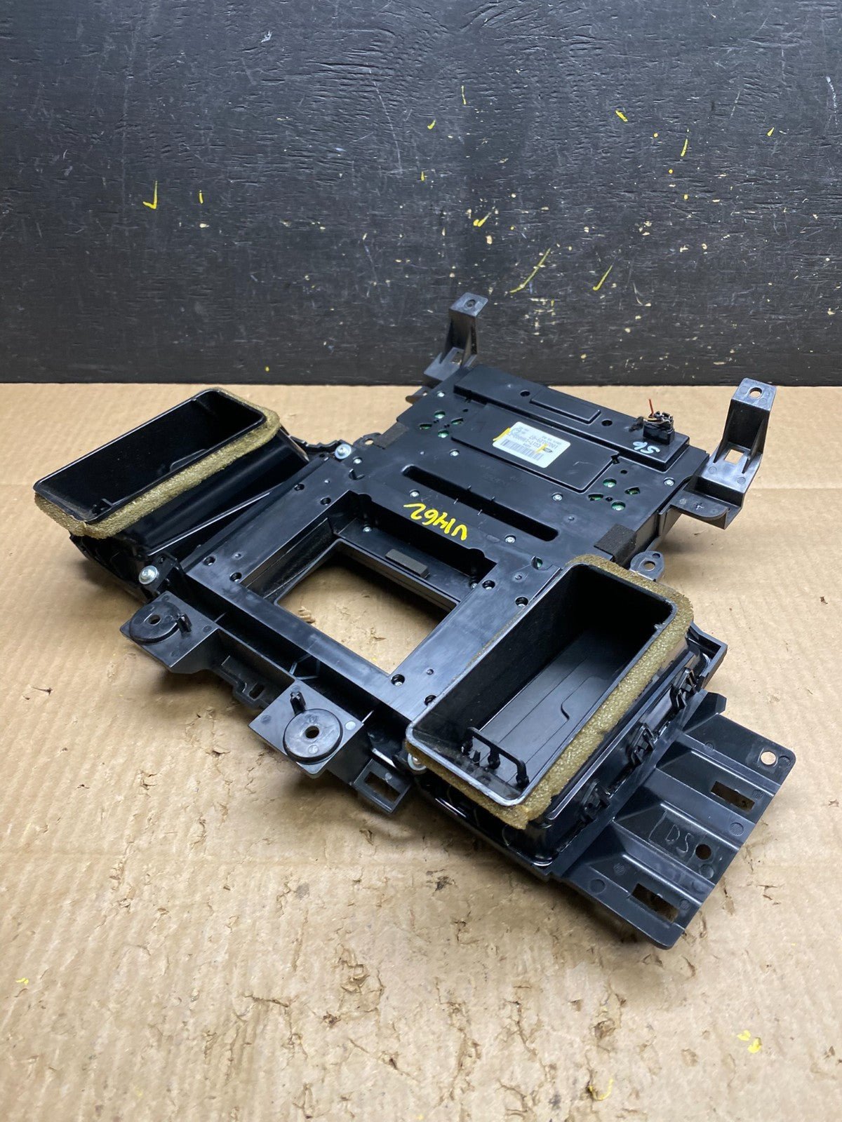 2010-2012 Ford Taurus Front Center Console Climate Radio Control Panel V1462 PS5
