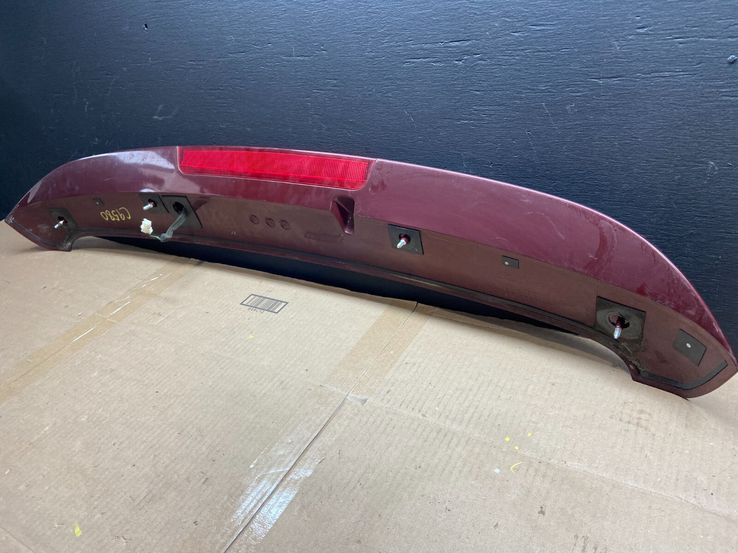 2007 to 2012 Hyundai Santa Fe Rear Spoiler W/3rd Brake Light C9580 DG7