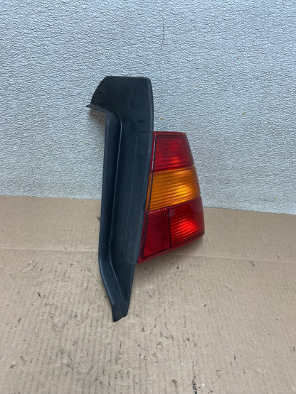 1991 to 1995 Volvo 940 960 Right Passenger RH Side Tail Light Oem Z3784 DW2
