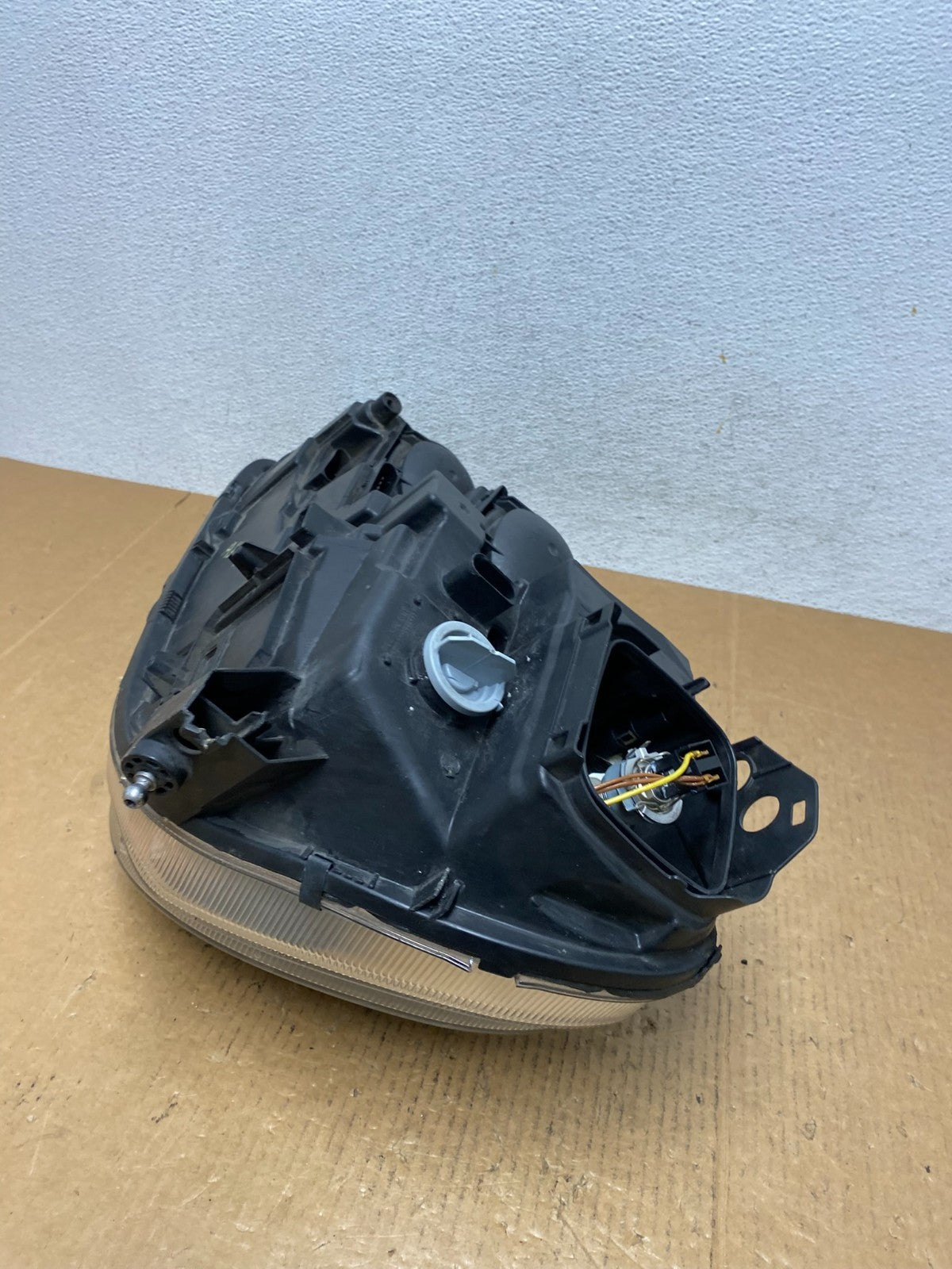 Halogen 2003 to 2006 Mercedes S-Class Right Passenger RH Headlight AE1370 DW6