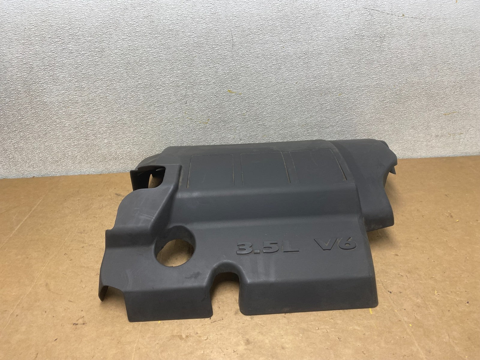 2008 Chrysler Sebring Sedan 3.5L Engine Motor Cover Shield X5601 DG0