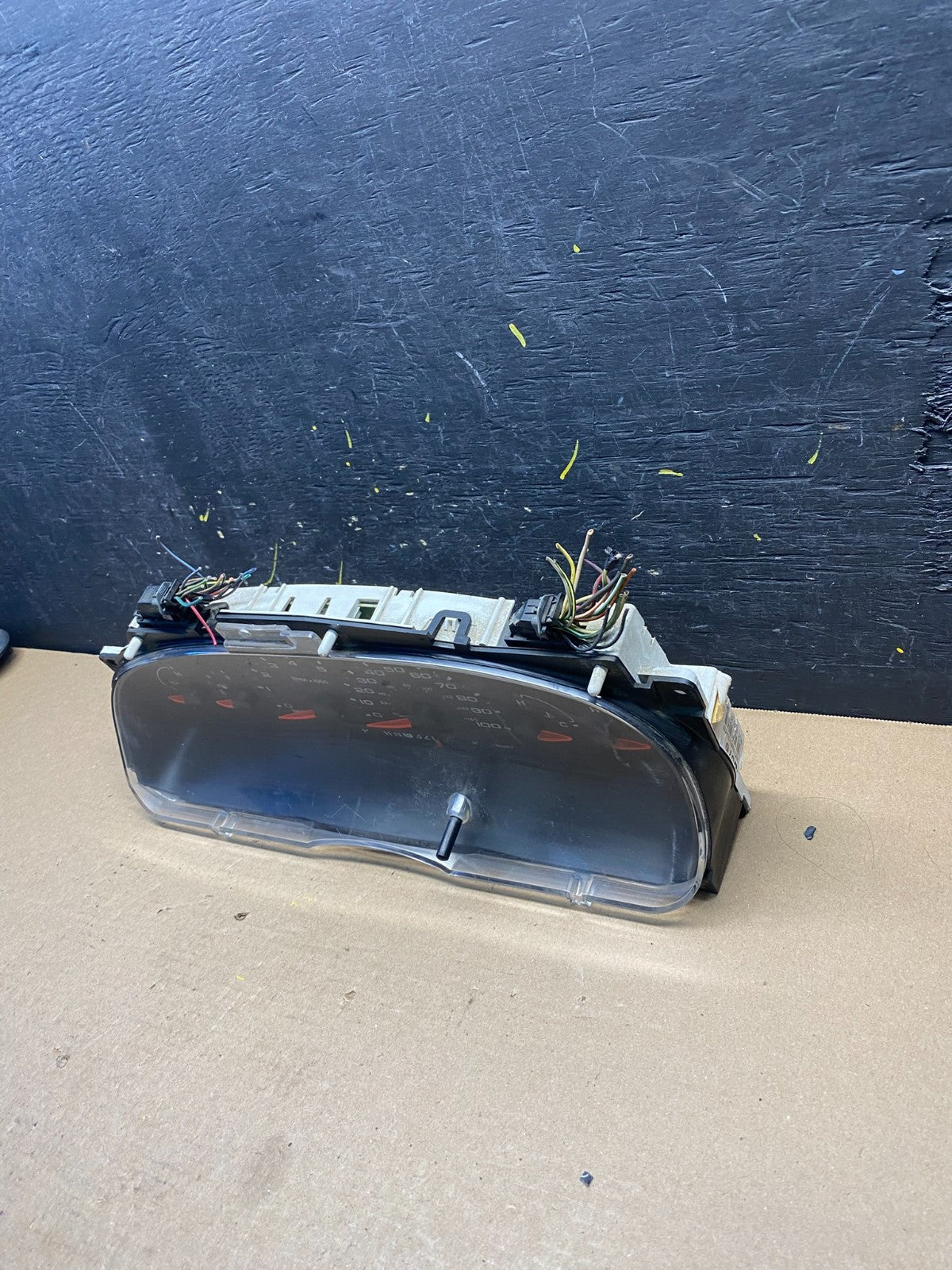 2006 Ford E350 Gauge Speedometer Cluster OEM S6364 DG1