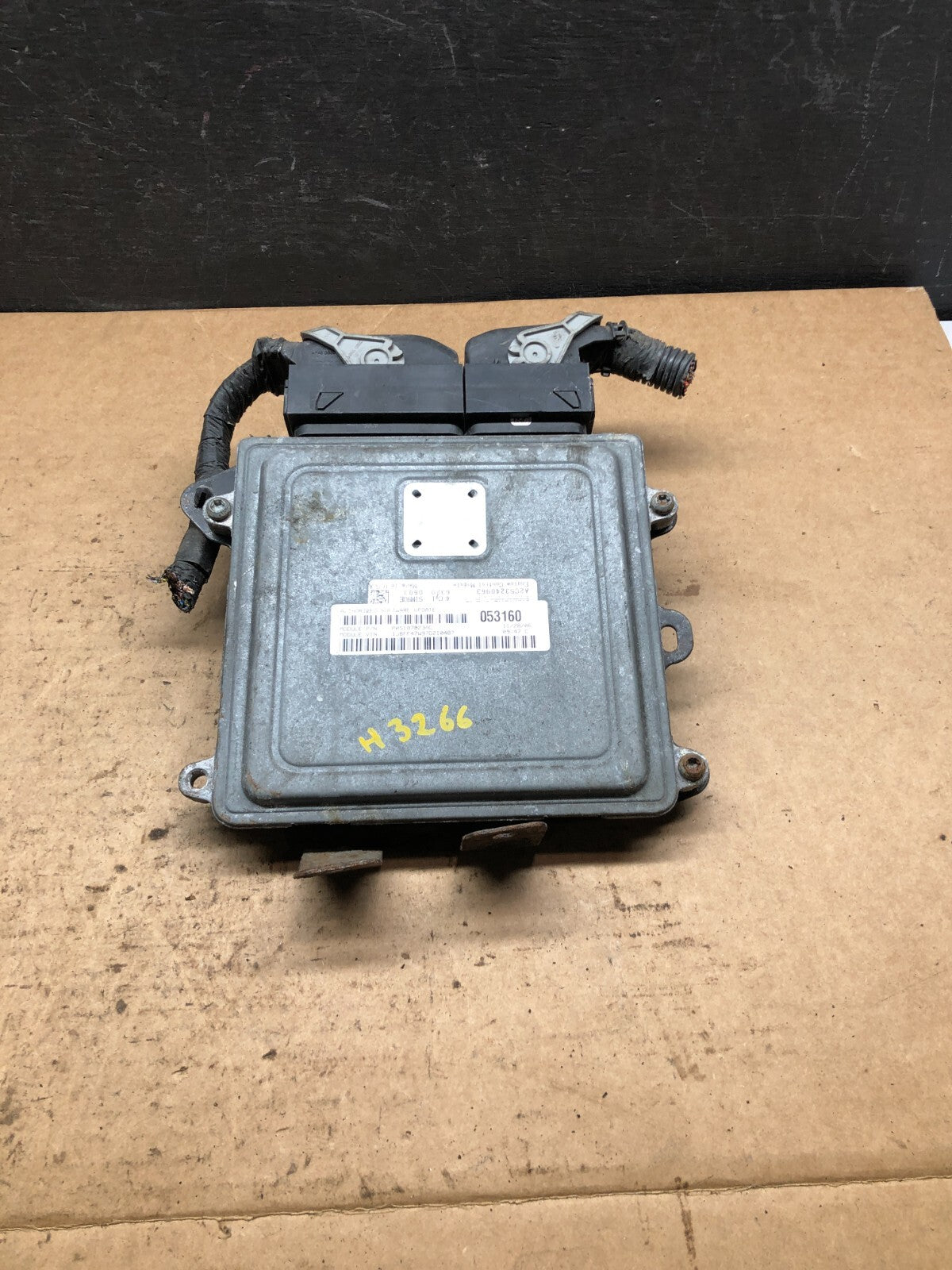 2007 Jeep Patriot 2.4L Engine Control Module ECM p05187823ac H3266 PS1