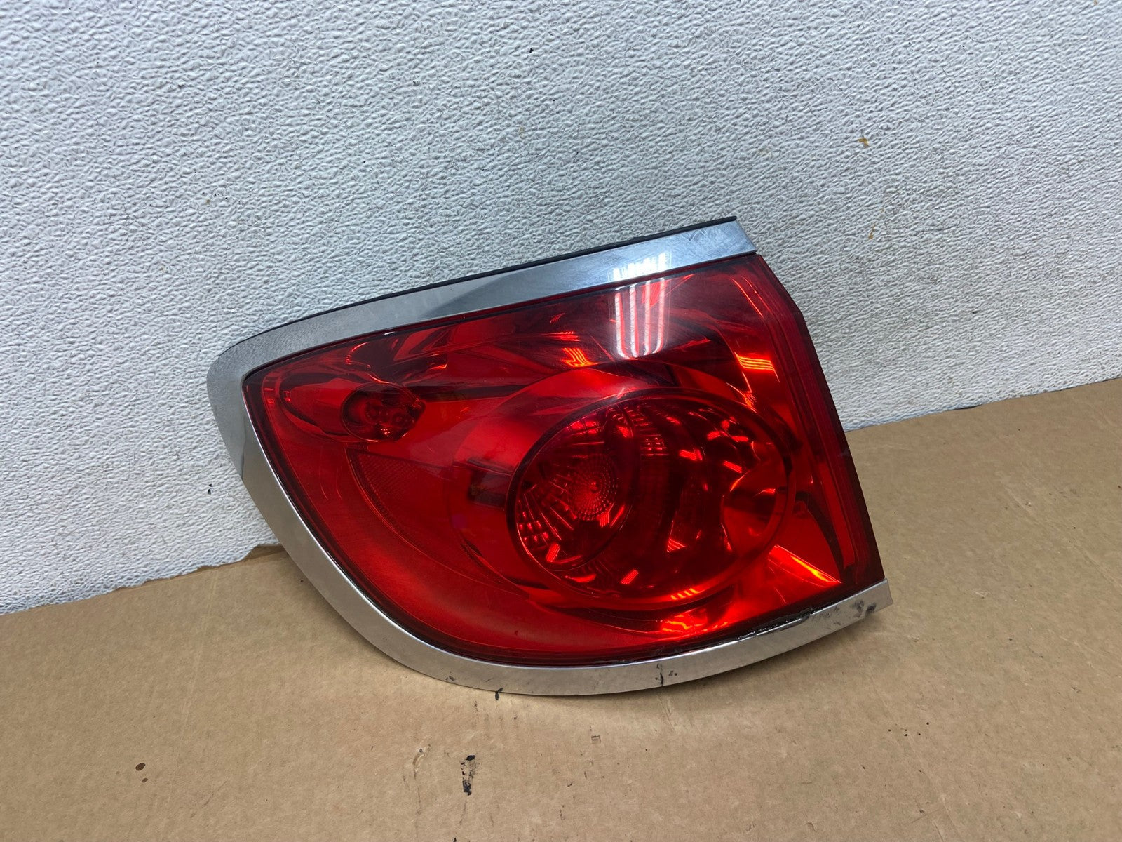 2008 to 2012 Buick Enclave Left Driver Side Lh Tail Light AG2018 LK0
