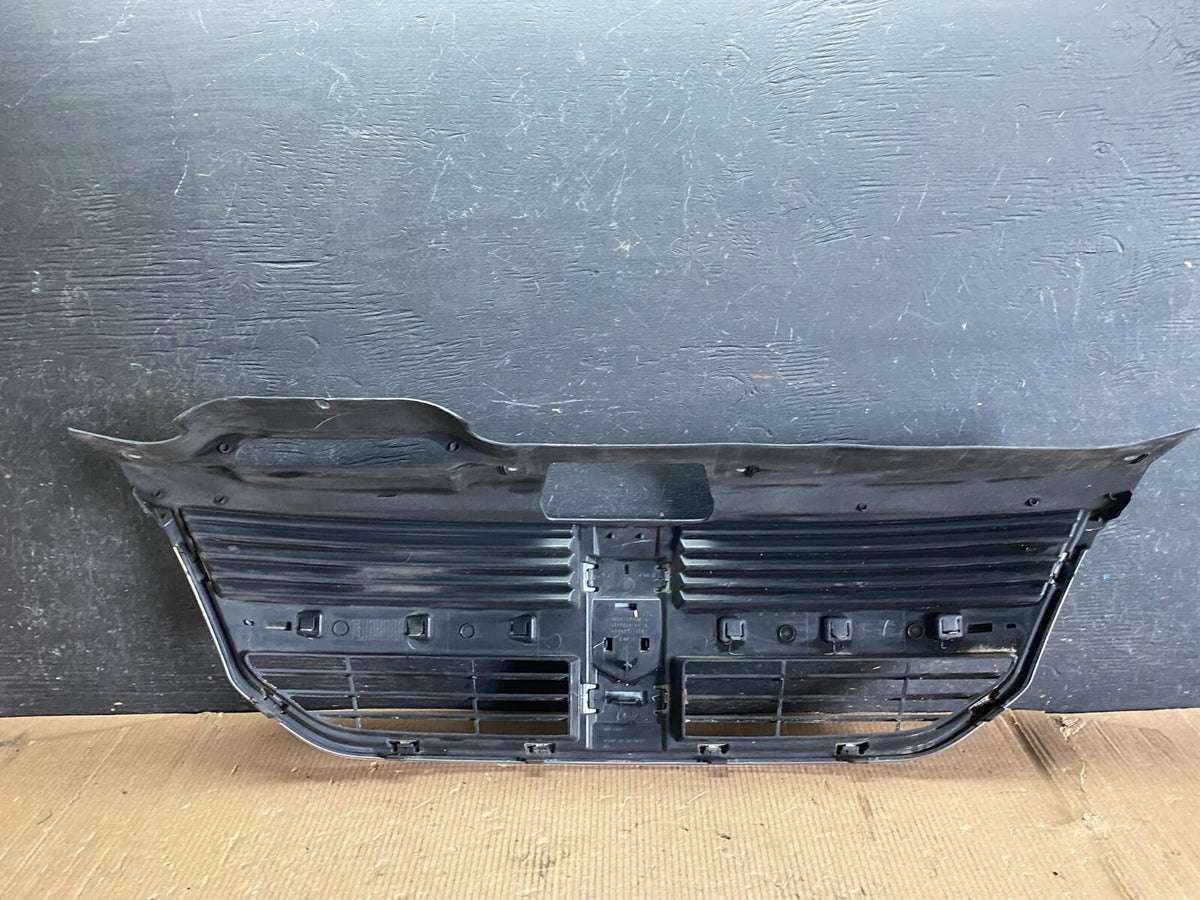 2009 to 2010 Dodge Journey Front Upper Grill Grille N8438 DG3