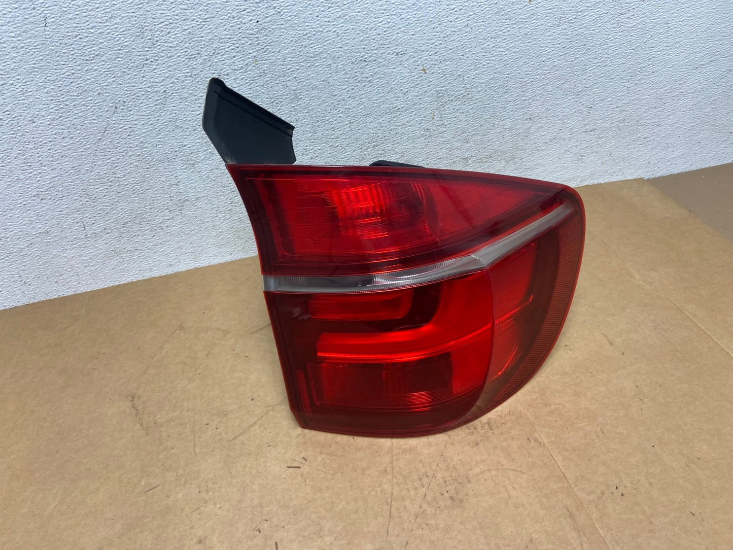 2011 2012 2013 Bmw X5 E70 Right Passenger Side Rh Tail Light AE2961 LK0