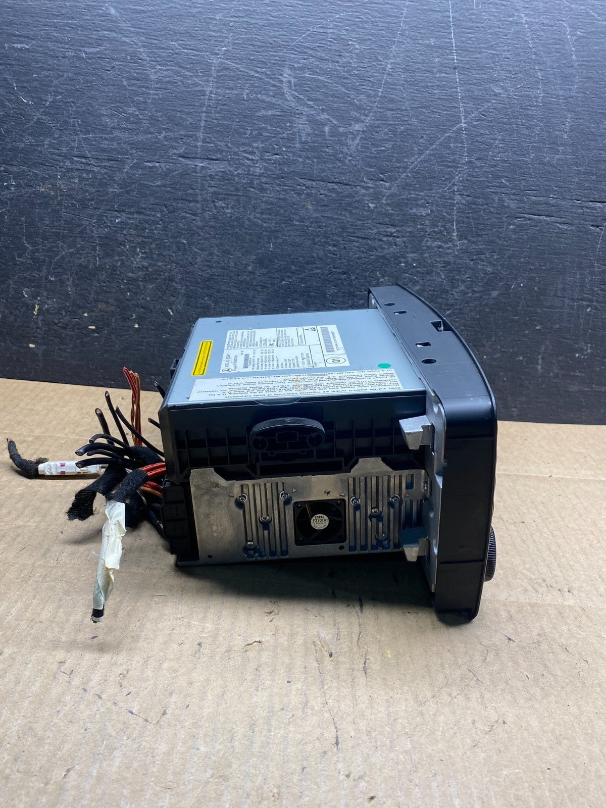 2006 to 2012 Mercedes ML350 GL450 Radio Navigation Screen Display AG7325 DG2