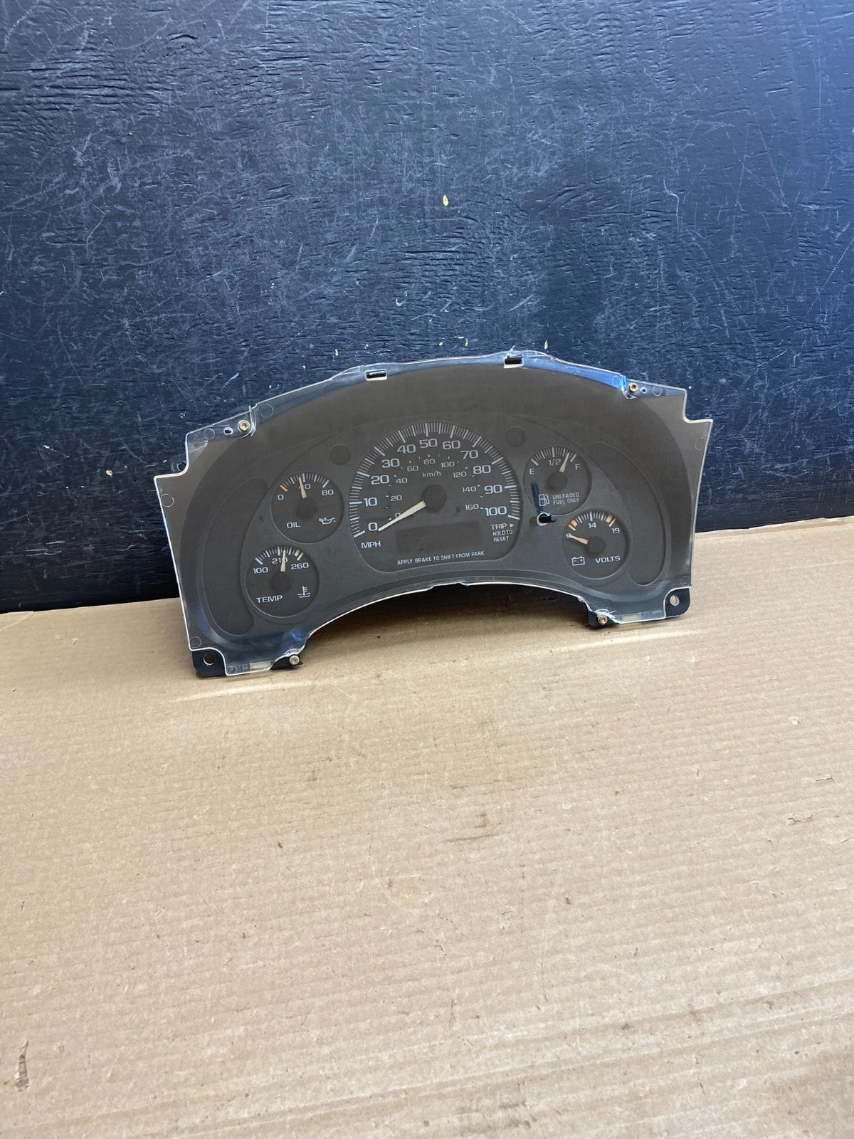 2000 to 2005 Chevrolet Astro Cluster Gauge Speedometer ECM AH1481 DG0
