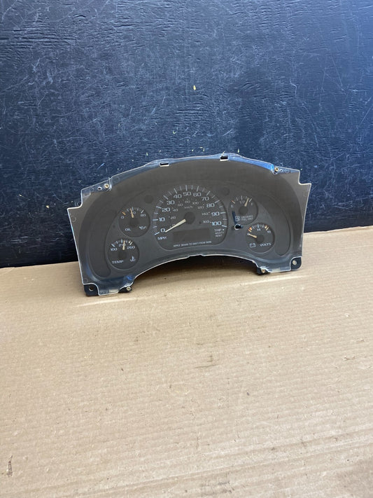 2000 to 2005 Chevrolet Astro Cluster Gauge Speedometer ECM AH1481 DG0