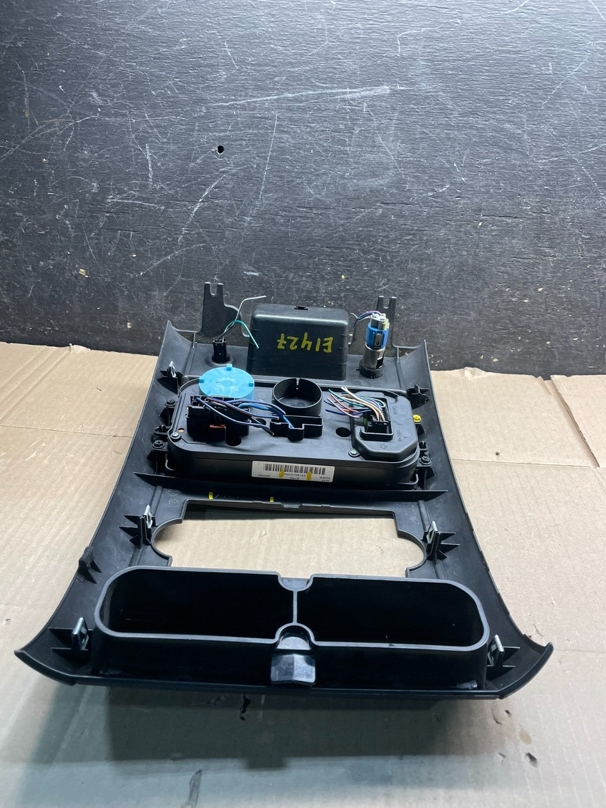 2005-2009 Dodge Durango Heat AC Climate Temperature Control Radio Bezel X9875 DG6
