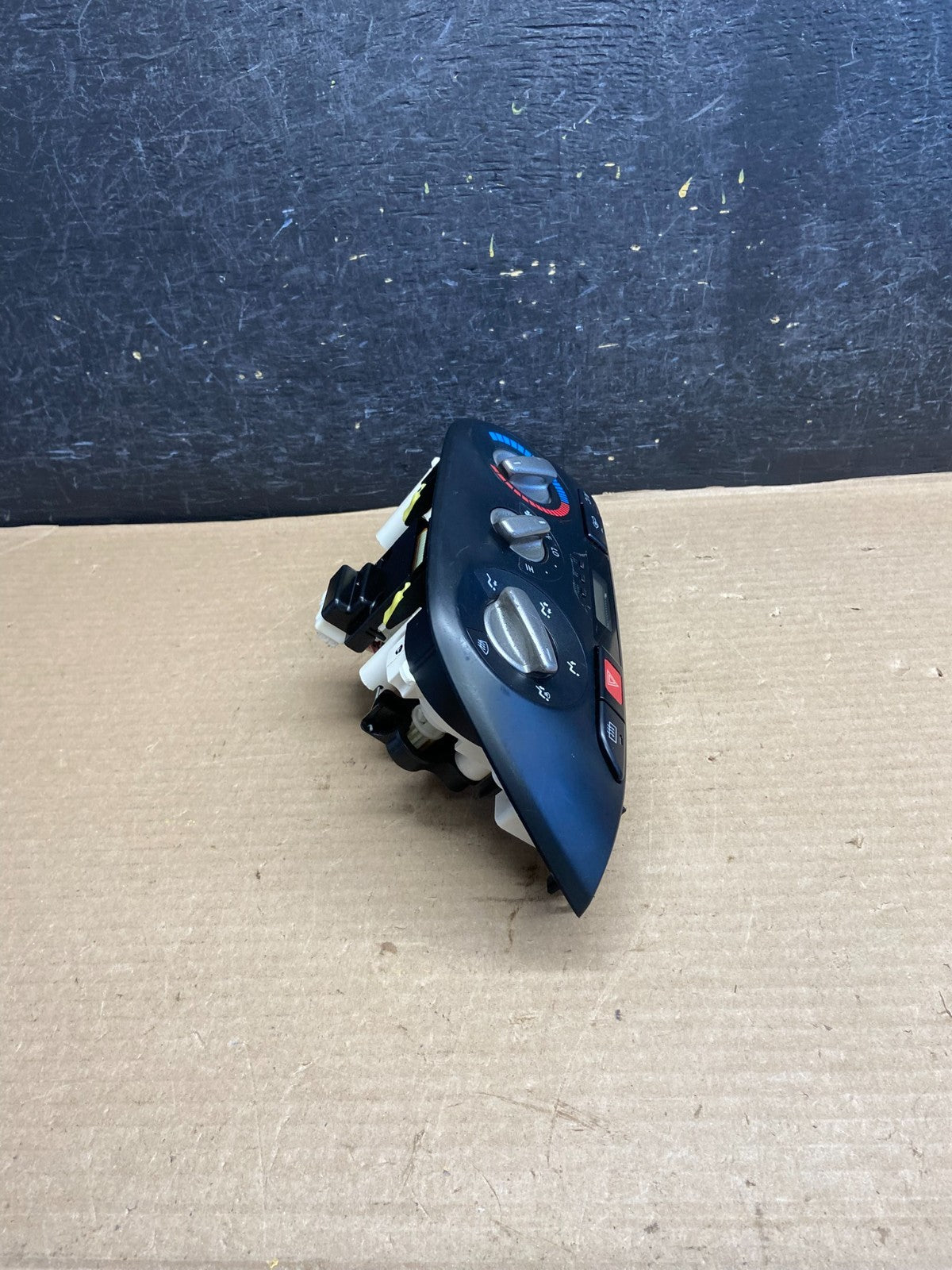2001 - 2003 Toyota RAV4 A/C Heater Climate Control Unit Switch ah1579 DG2