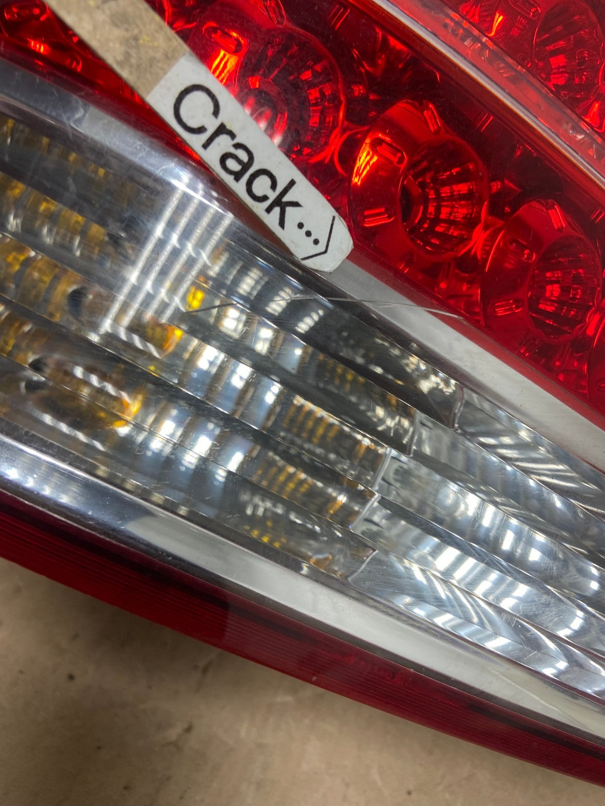 2005 to 2007 Mercury Montego Left Driver LH Side Tail Light AE4993 LK4