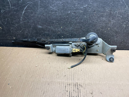 1991 to 1998 Mitsubishi Space Runner Wiper Motor Rear u9292 DG0