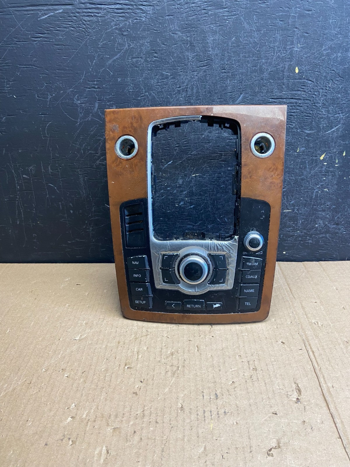 2007-2015 Audi Q7 Center Media Shifter Player Navi Switches Bezel Trim AE3815 DG0