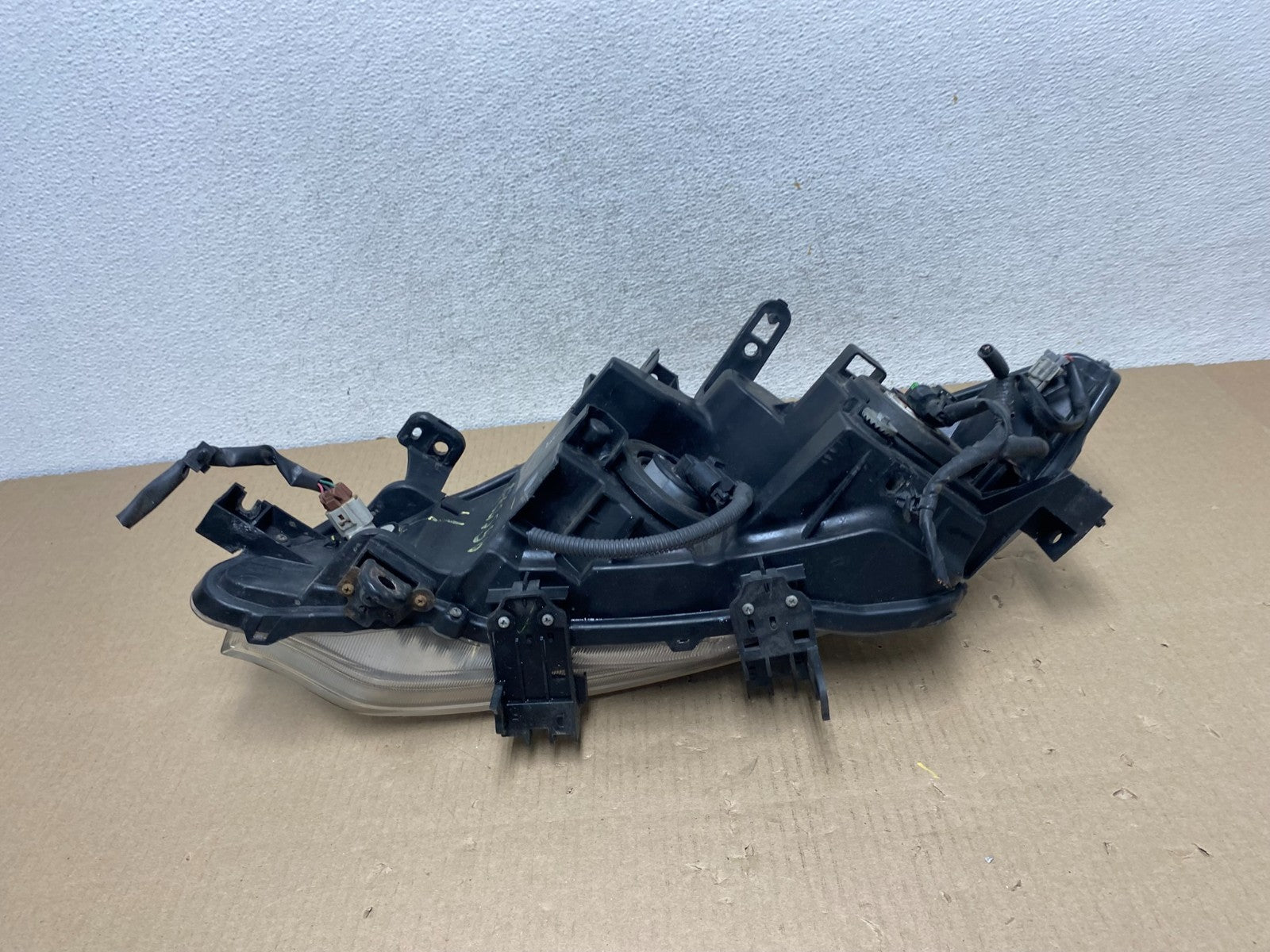 2011 to 2014 Nissan Murano Headlight Right Passenger Rh Halogen AG5877 DW8