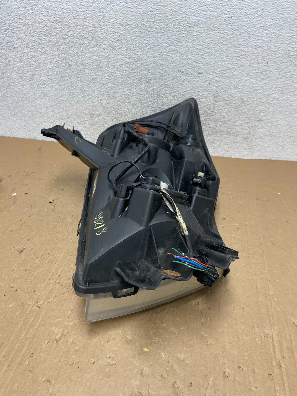 2008 - 2015 Nissan Armada Left Driver LH Headlight Halogen AD8218 DW6