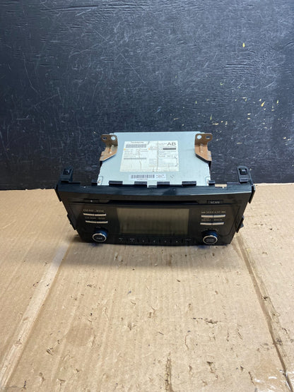 2013 to 2014 Nissan Altima Radio Screen Receiver AM-FM CD Player AI2857 DG0