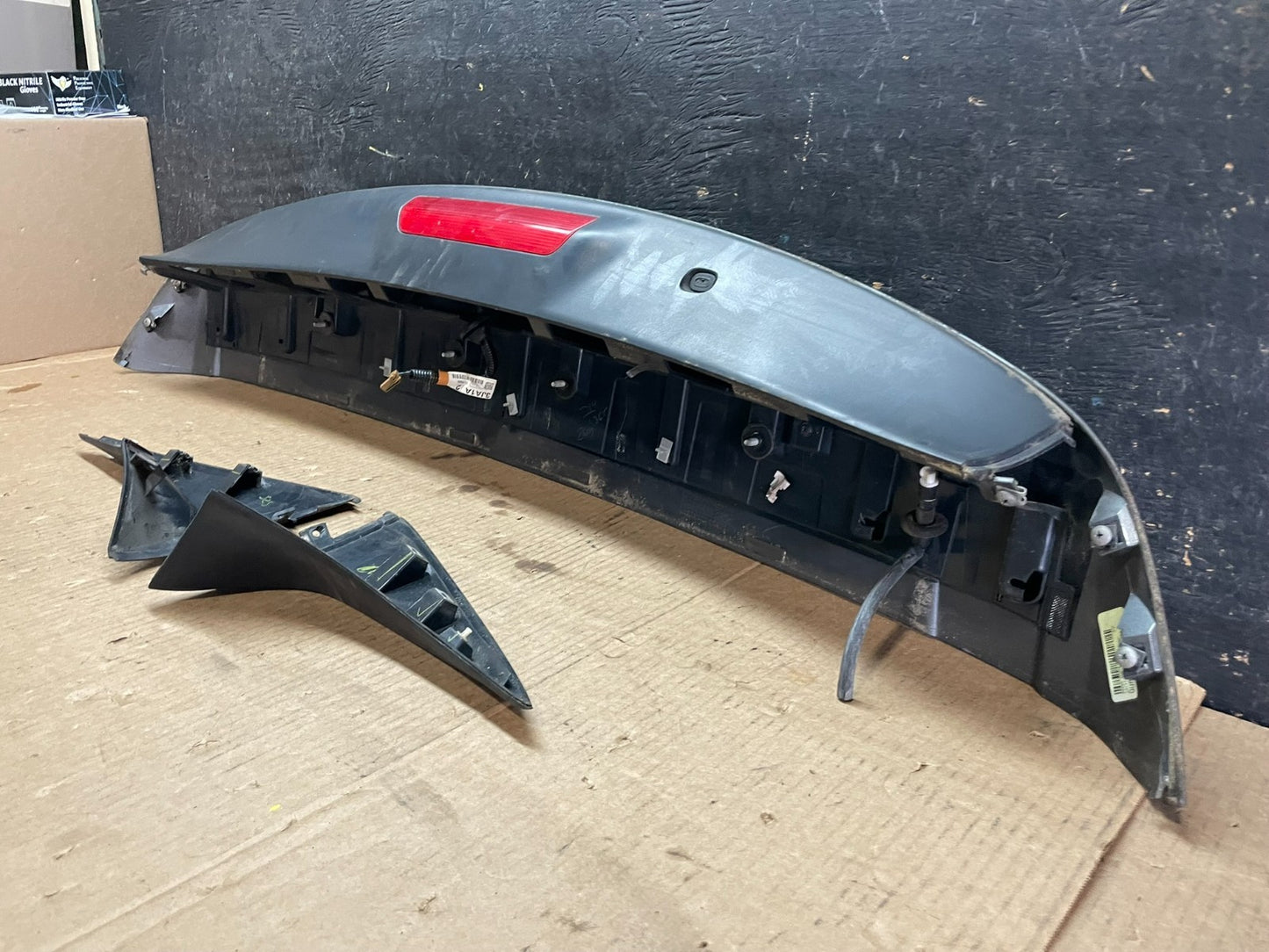 2013 to 2020 Nissan Pathfinder Rear Spoiler Wing Oem Y9604 DG8