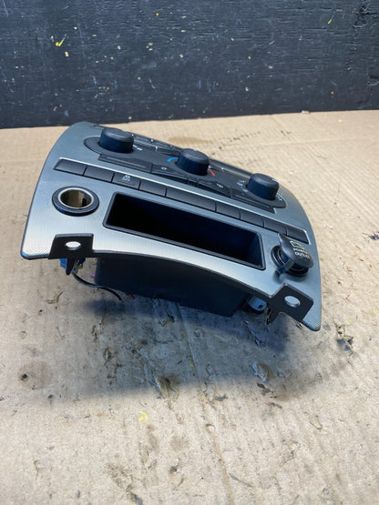 2005 2006 2007 Jeep Commander Grand Cherokee A/C Climate Control Bezel P7841 DG1