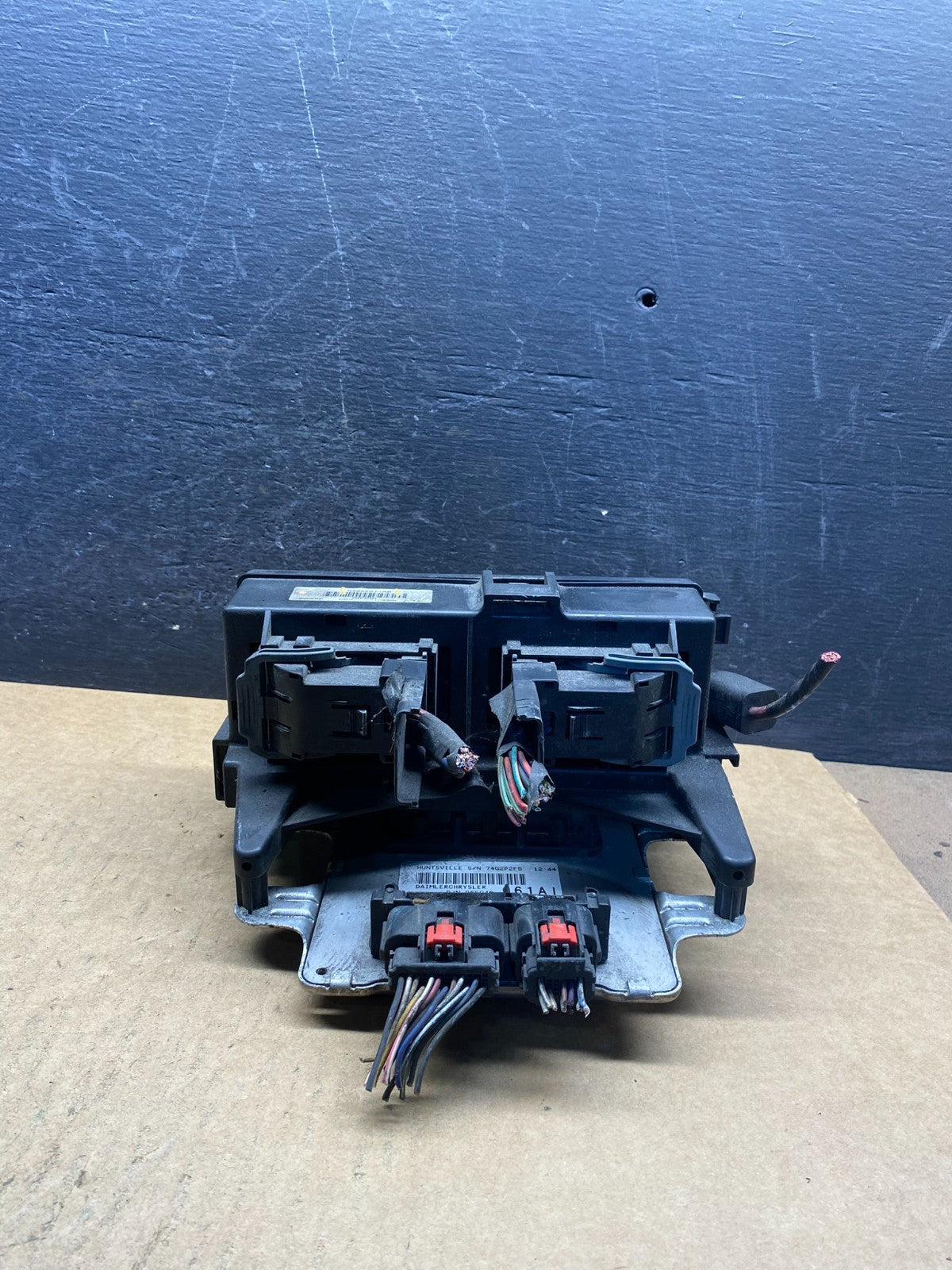 2004 2005 Dodge Durango Fusebox Fuse Box Relay Body BCM Control Module AH50871