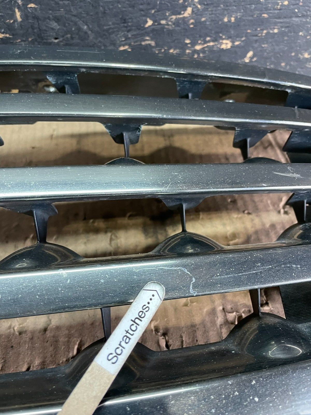 2006 2007 2008 Infiniti Fx35 Front Upper Grill Grille W/ Emblem OEM Z5635 DG7