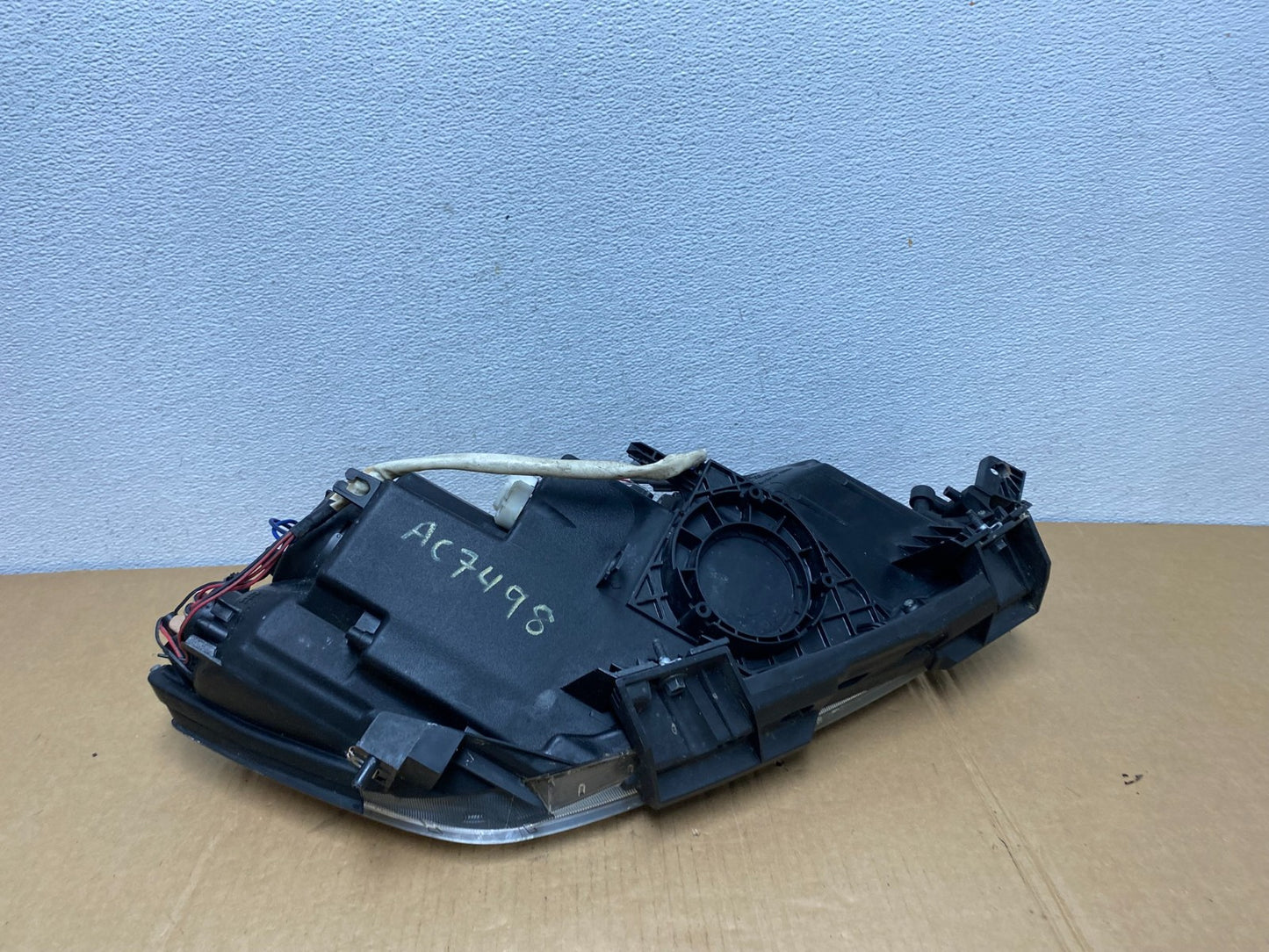 Halogen 2007 2008 2009 Mazda CX-7 Left Driver Headlight AC7498 DW7